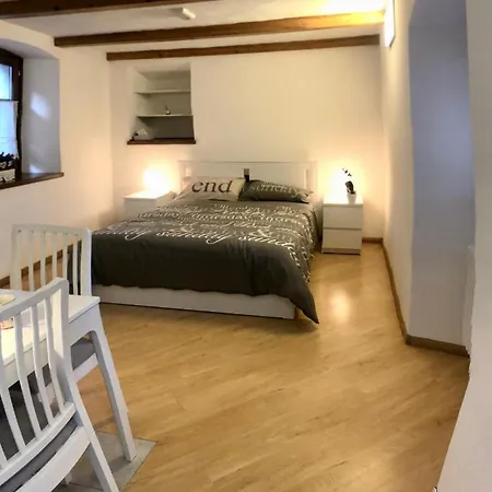 Appartamento Monolocale in casa del 700 Belvedere  Esterno foto