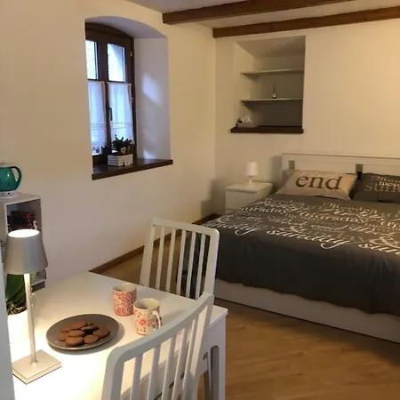 Appartamento Monolocale in casa del 700 Belvedere  Esterno foto