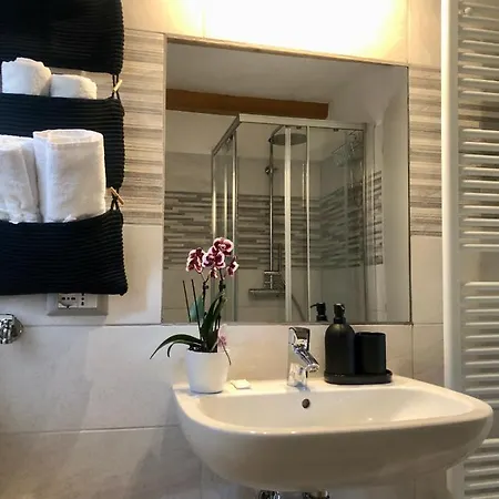 Appartamento Monolocale in casa del 700 Belvedere  Esterno foto