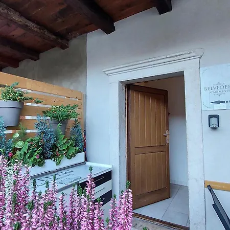 Appartamento Monolocale in casa del 700 Belvedere  Esterno foto